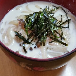 たらことしめじのクリームうどん